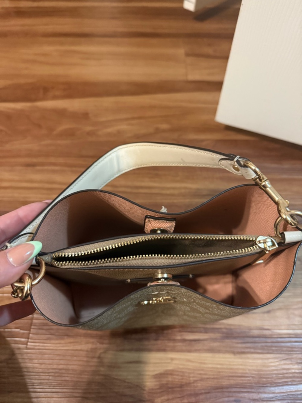 Coach Mollie Bucket Bag in Signature Canvas - Picture 5 of 6